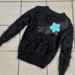 VINTAGE 1980s Made in WALES &#39;Lynn Alison&#39; Black MOHAIR Wool Pullover Sweater /w Black And Turquoise Quilted Nylon Applique Size Medium/Large