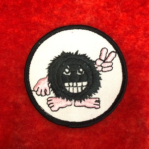 Vintage Dead Stock 1970&#39;s EMBROIDERED FUZZ BALL Peace Sign Patch