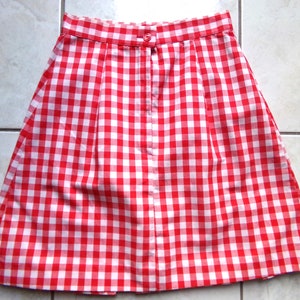 VINTAGE 1960s/70s High Waisted Red and White Gingham TEEN pleated SKiRT image 2
