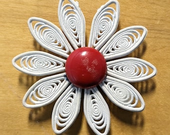 ADORABLE 1960s MOD Floral BROOCH, Plastic Red and White Flower on Brooch Clasp