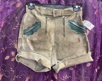 UNIQUE Distressed SUEDE LEDERHOSEN Shorts with Leaf Pocket Details, 2 Front Zippers and Belt Size 25”