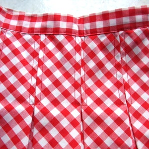 VINTAGE 1960s/70s High Waisted Red and White Gingham TEEN pleated SKiRT image 3