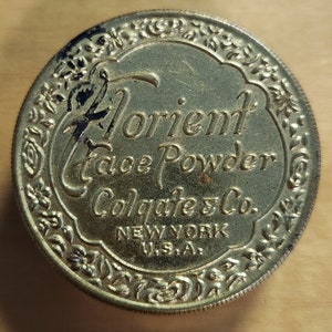 1920s Gold Toned &quot;FLORIENT Face Powder Colgate & Co. New York U.S.A.&quot; Vintage Metal MAKEUP TIN w/ Filigree Border