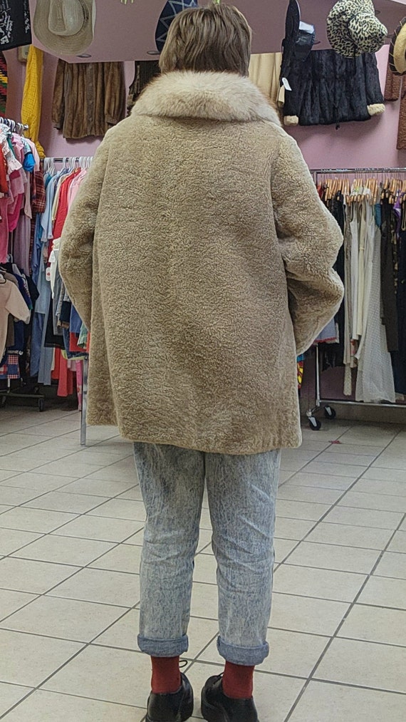 FABULOUS 1970s Light Brown/Beige SHEEPSKIN Jacket… - image 5