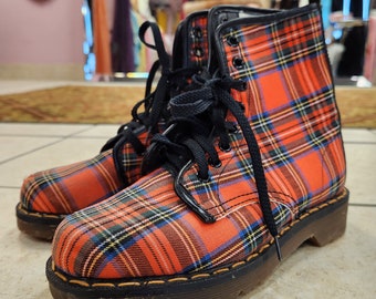 1980s/90s Classic Plaid PUNK The Original DR MARTENS 8-Hole Boots w/ Black Leather Accents, Made in England- Size U.K. 4/ U.S. Ladies 5.5ish