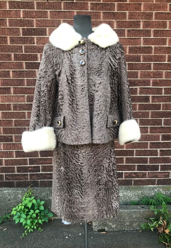 FABULOUS 1960's Mid Century Modern LAMB and MINK … - image 9