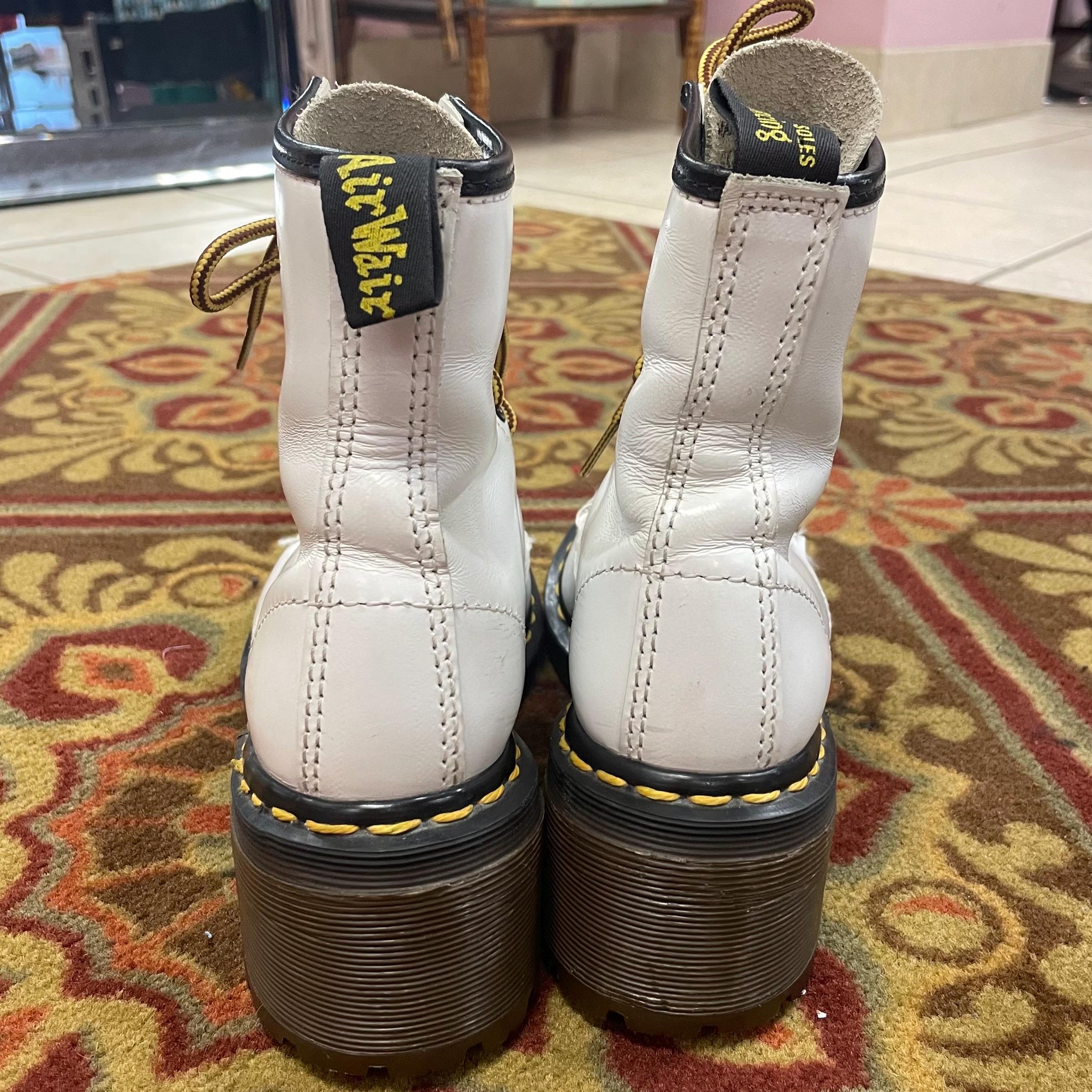 The ORIGINAL Made in ENGLAND Dr MARTENS White Boots W chunky Heel Size 4 U.K. U.S. Women s 6 Etsy