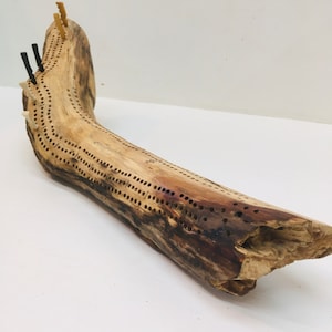 Jeu de société de cribbage, bois de plage sculpté, 3 pistes, bois d'orignal et marqueurs en bois fabriqués à la main, pochette en cuir