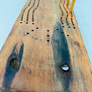 Planche de cribbage en teck, bois de plage sculpté, 3 rails, piquets de marquage en bois fabriqués à la main, pochette en cuir, original