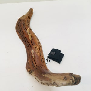 Jeu de société cribbage, bois d'arbousier sculpté, 2 pistes, bois d'orignal et chevilles de pointage faits main en cèdre, pochette en cuir