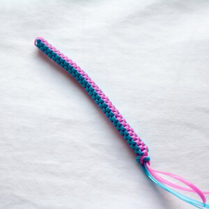 Square braid keychain 2025
