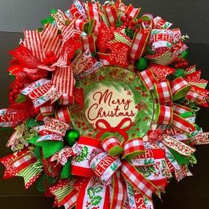 Christmas Wreath , Merry Christmas Wreath, Christmas Door Wreath, Traditional Christmas Wreath, Holiday Wreath, Winter Wreath, Wreaths