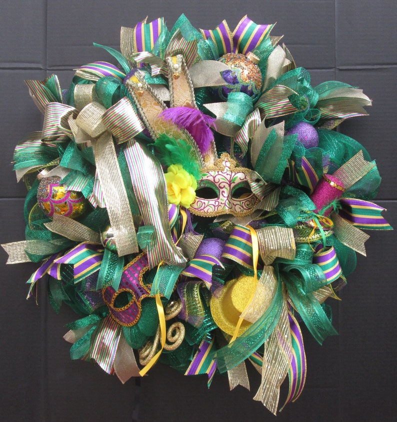 Front Door Wreath, Mardi Gras Wreath for Front Door Mardi Gras Wreath Mask Wreath New Orleans Wreath Fat Tuesday Wreath