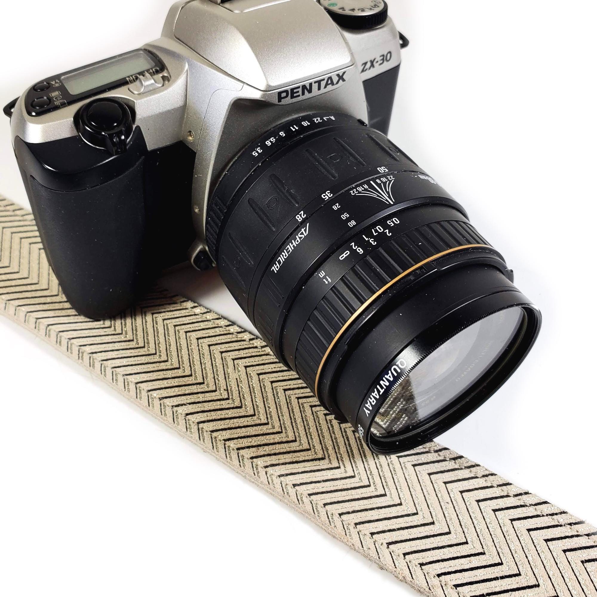 専用　ホワイト White Premium Leather Camera Strap -metallic Chevron Camera Strap