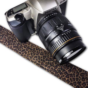 Leopard Premium Leather Camera Strap - Small Leopard Print Leather Camera Strap- Soft Leather Camera Strap -Comfortable