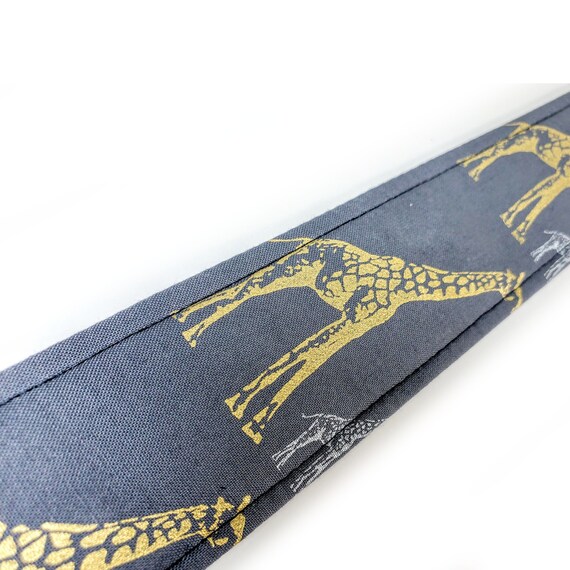 GOLD TONE GIRAFFE HANDMADE CHEVRON STRAP FITS ALL SIZES Giraffe Guitar Strap-gold Giraffes and Grey Guitar Strap  main image 3