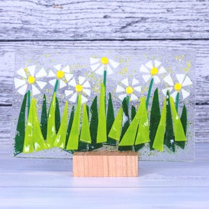 Daisy Fused Glass Sun Catcher Panel with a Wood Stand. White Daisy Sun Catcher Present. White Daisies Gift. Spring Flowers