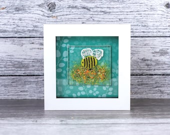 Bee Fused Glass Mini Picture, Cute Bee Lover Gift, Bee Lover Wall Hanging, Sparkly Bee Wall Art, Bumble Bee Glass Gift
