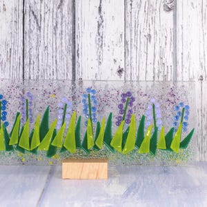Bluebell Flower Fused Glass Suncatcher with a Wood Stand, Blue Bell Wild Flower Gift, Flower New Home Present, Bluebell Flower Lover Gift