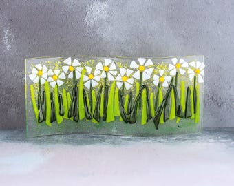 Daisy Flower Fused Glass Curved Suncatcher, White Glass Daisies Gift Idea, Daisy Lover Gift, New Home Flower Gift