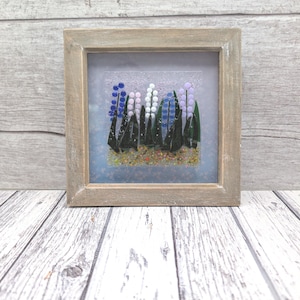 Photo en verre fusionné fleur jacinthe des bois, cadeau fleur sauvage jacinthe bleue, cadeau fleur jacinthe des bois, cadeau amateur de fleurs jacinthe des bois, art mural jacinthe des bois