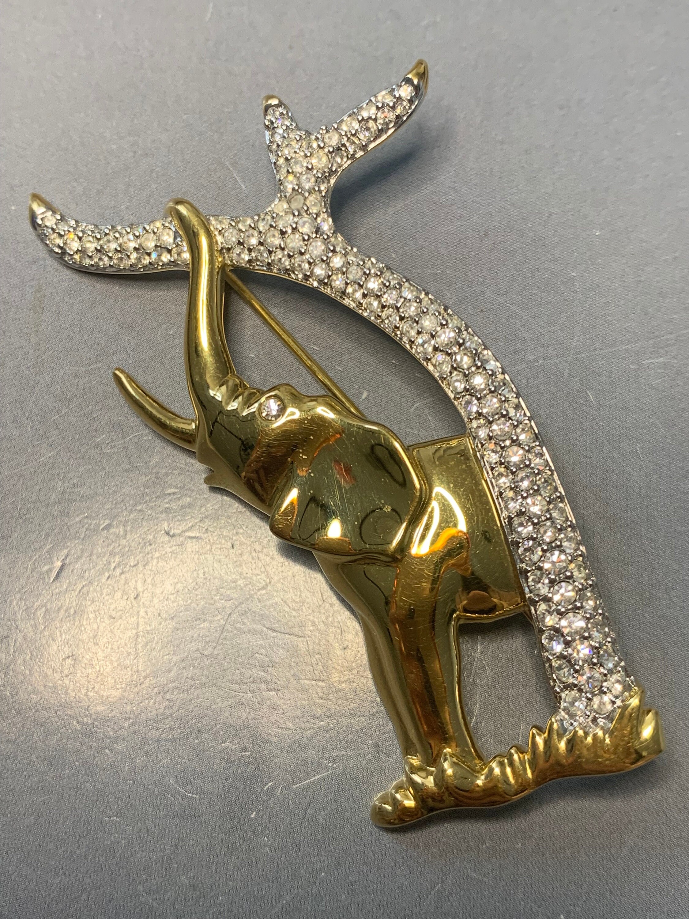 レフトン　ジャパン　ライオン　置物 KJL Kenneth Jay Lane Gold Plated Faceted Crystal Lion Head