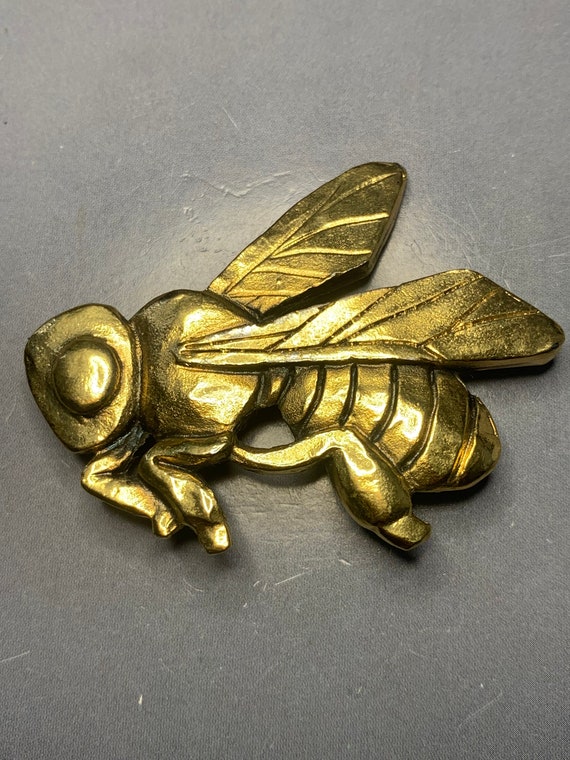 WONDERFUL SCULPTURAL FRENCH Designer Jacky De G Large Bee