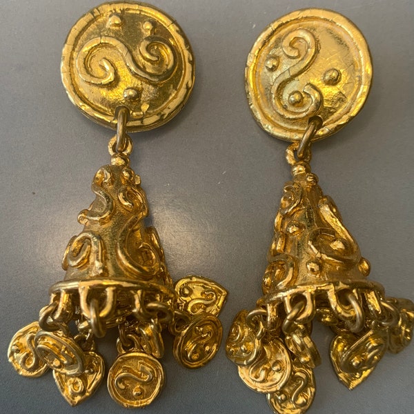 FABULOUS EDOUARD RAMBAUD Vintage 1980s Designer Gold Metal Etruscan Baroque Heart Charms French Couture Signed Rare Dangly Clip on Earrings