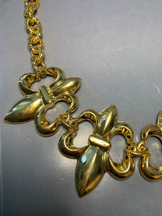 FABULOUS HUGE DESIGNER Moschino Gold Fleur De Lis… - image 3
