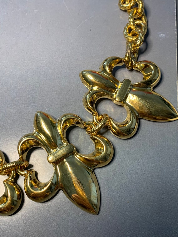 FABULOUS HUGE DESIGNER Moschino Gold Fleur De Lis… - image 4