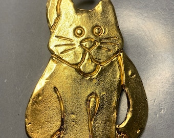 MARAVILLOSO ESCULTURAL Diseñador FRANCÉS Jacky de G Cat Broche chapado en oro firmado 1980 modernista Art Avantgarde Declaración firmada Alta costura