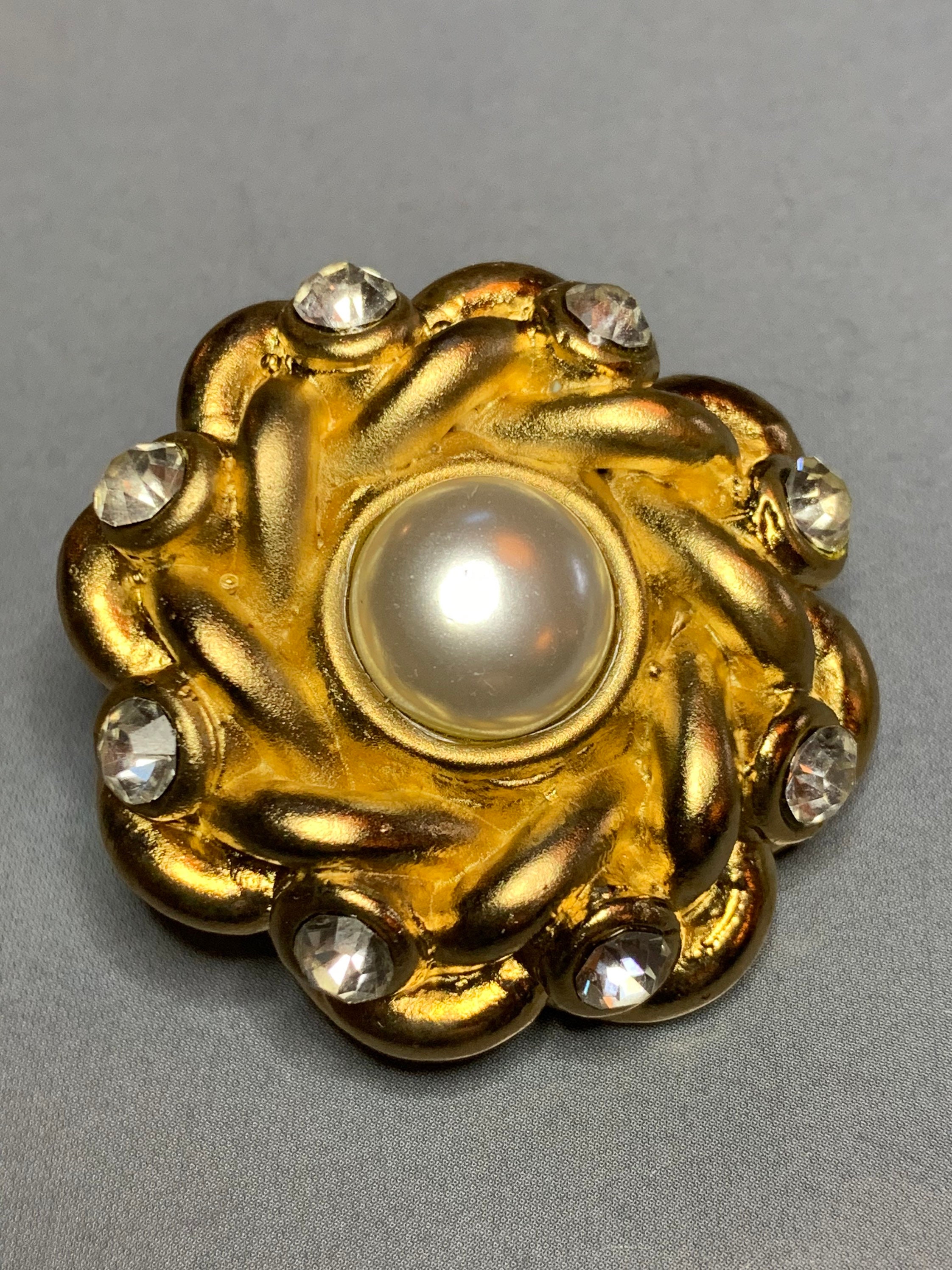 ヴィンテージ品✨️ JACKY DE G 大ぶり ブローチ フランス製 ヴィンテージ品✨️ JACKY DE G 大ぶり ブローチ フランス製