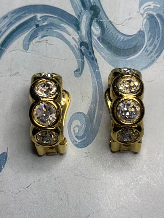 Vintage DAVID GRAU Famous Barcelona Designer 1980s Beautiful SIGNED Gold Plated Sparkling Crystals Elegant Clip On Earrings