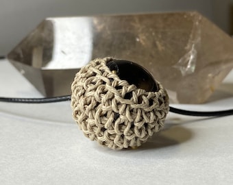 Handmade Smoky Quartz Necklace Crystal Holder Pendant Necklaces Unique Jewelry Caged Pendants Valentines Day Gifts for Her