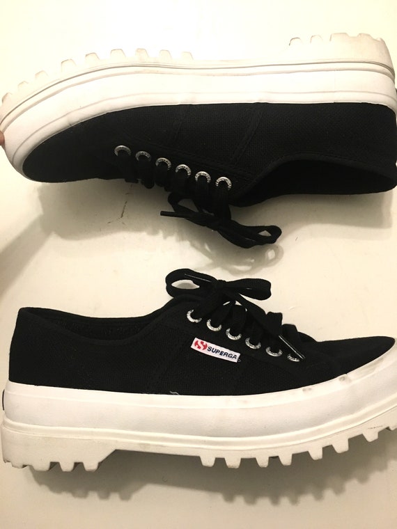 Black platform sneakers size:8