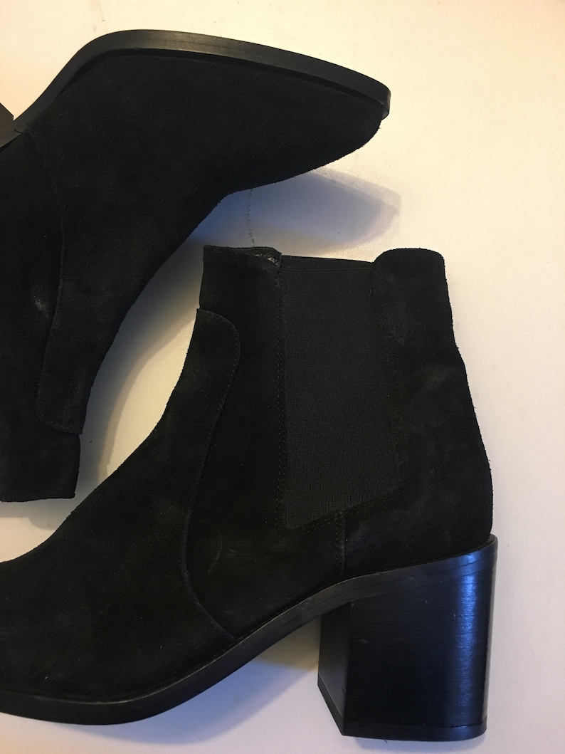100/% suede thick heel ankle booties