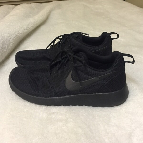 roshe nike youth