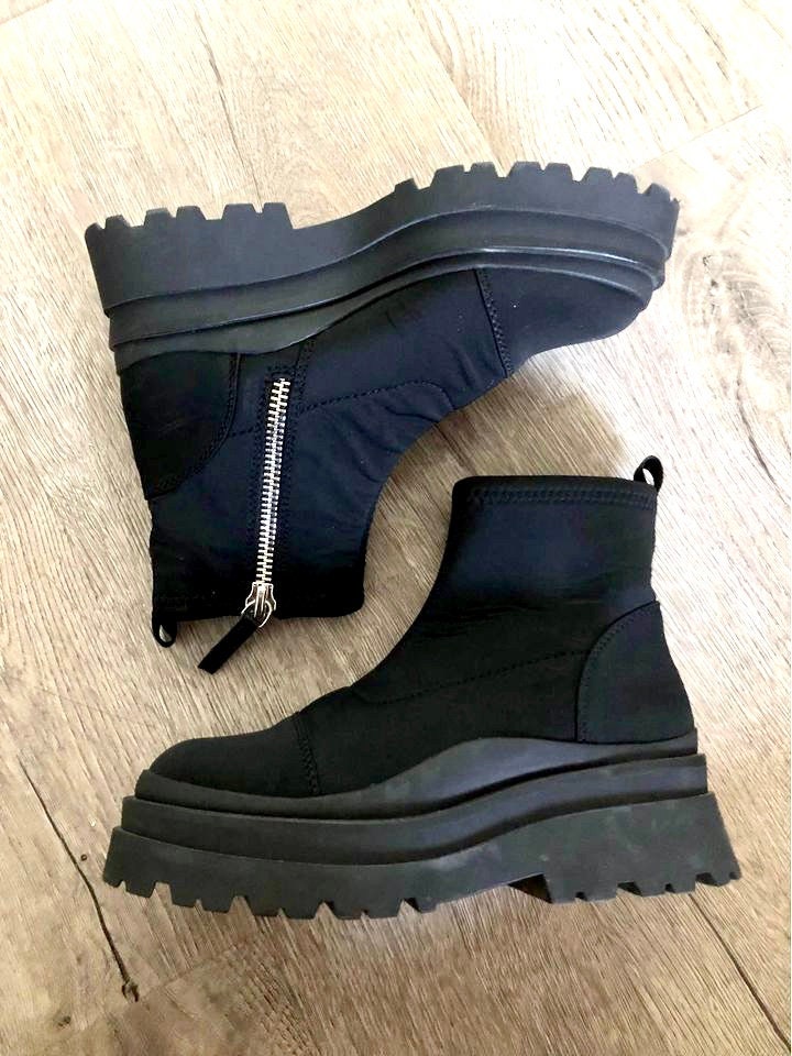 Designer 2025 platform booties