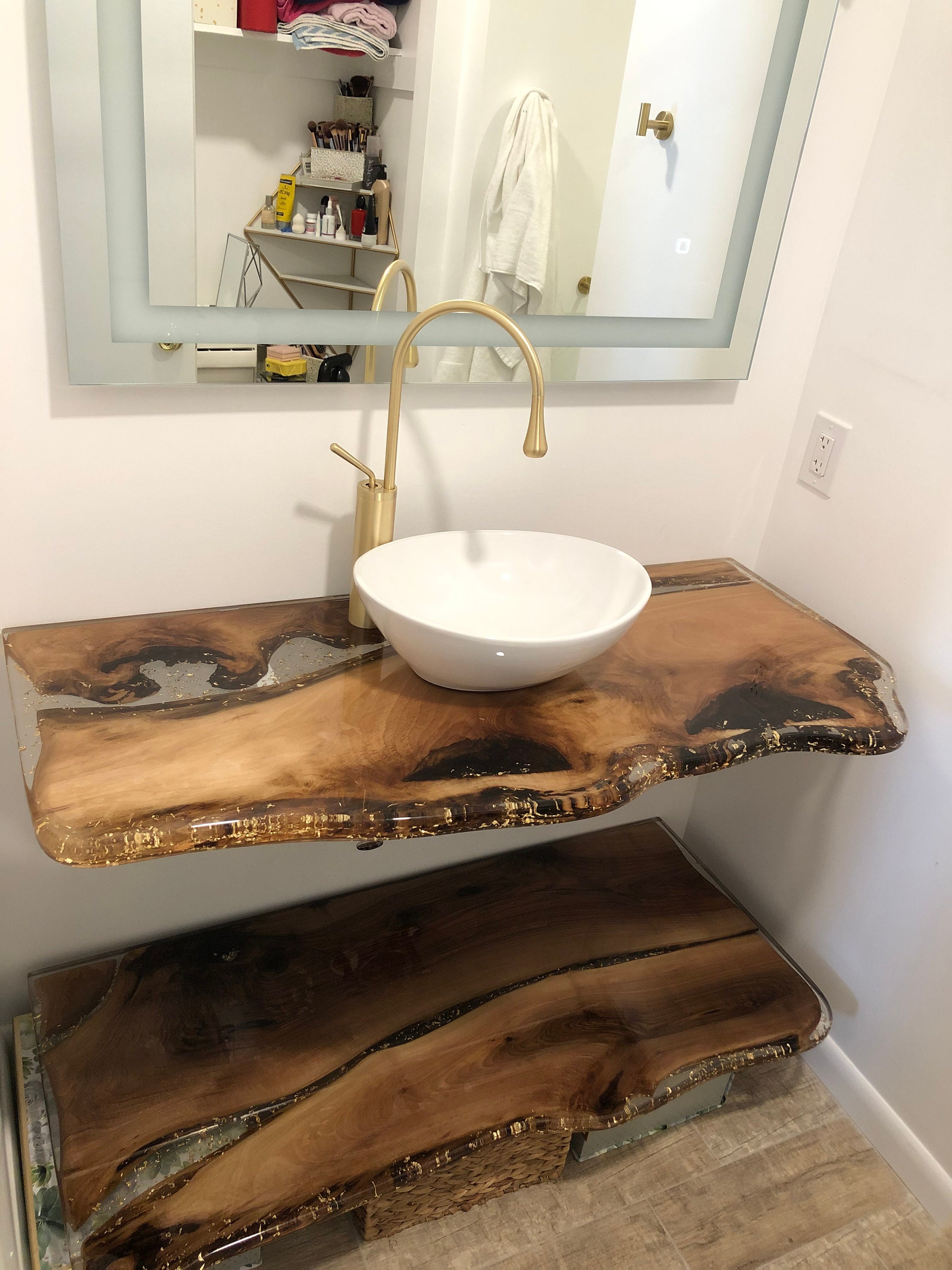 Live Edge Countertop For Washroom Epoxy Resin & Wood - Vilasaa