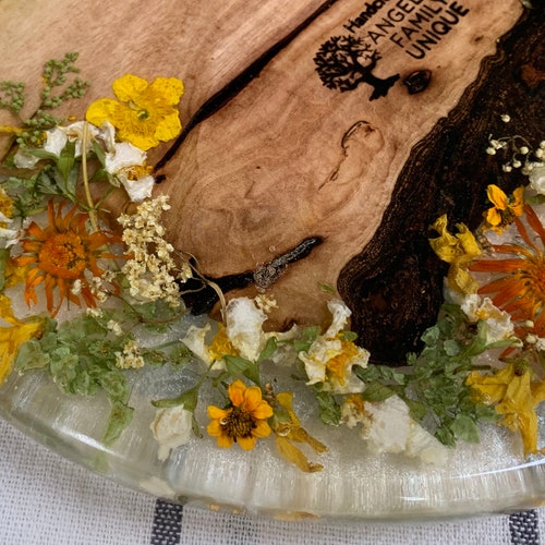Handmade wood and resin cutting/serving board, Cutting Board | Flowers | Serving Board |Walnut Cutting Board | Epoxy Cutting Board shops