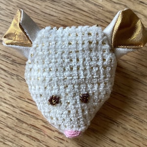 Mouse brooch