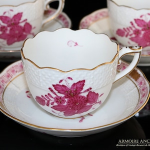 1x Demitasse Cup with Saucer - HEREND Apponyi Raspberry