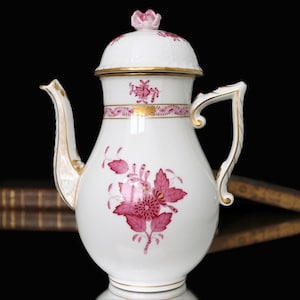 Cafetière HEREND en porcelaine 612 - Motif Apponyi en framboise