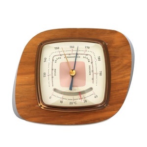 Maritime Barometer and Thermometer - Temperature and Humidity Guide