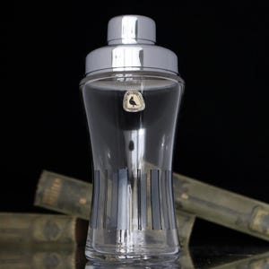 Crystal Cocktail Shaker with Silver Plated Mounting - ALFRED TAUBE