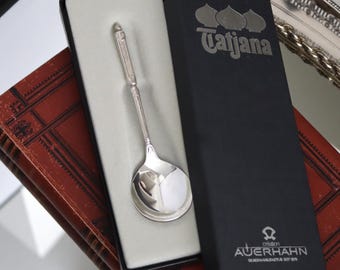 Cuchara para crema plateada: AUERHAHN Tatjana