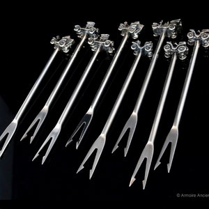 8x COCKTAIL PICKS, Silverplated Antique Cars