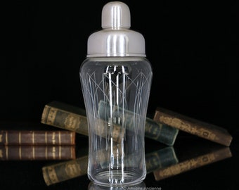 Crystal COCKTAIL SHAKER with Engraved Decor -  Martini Shaker