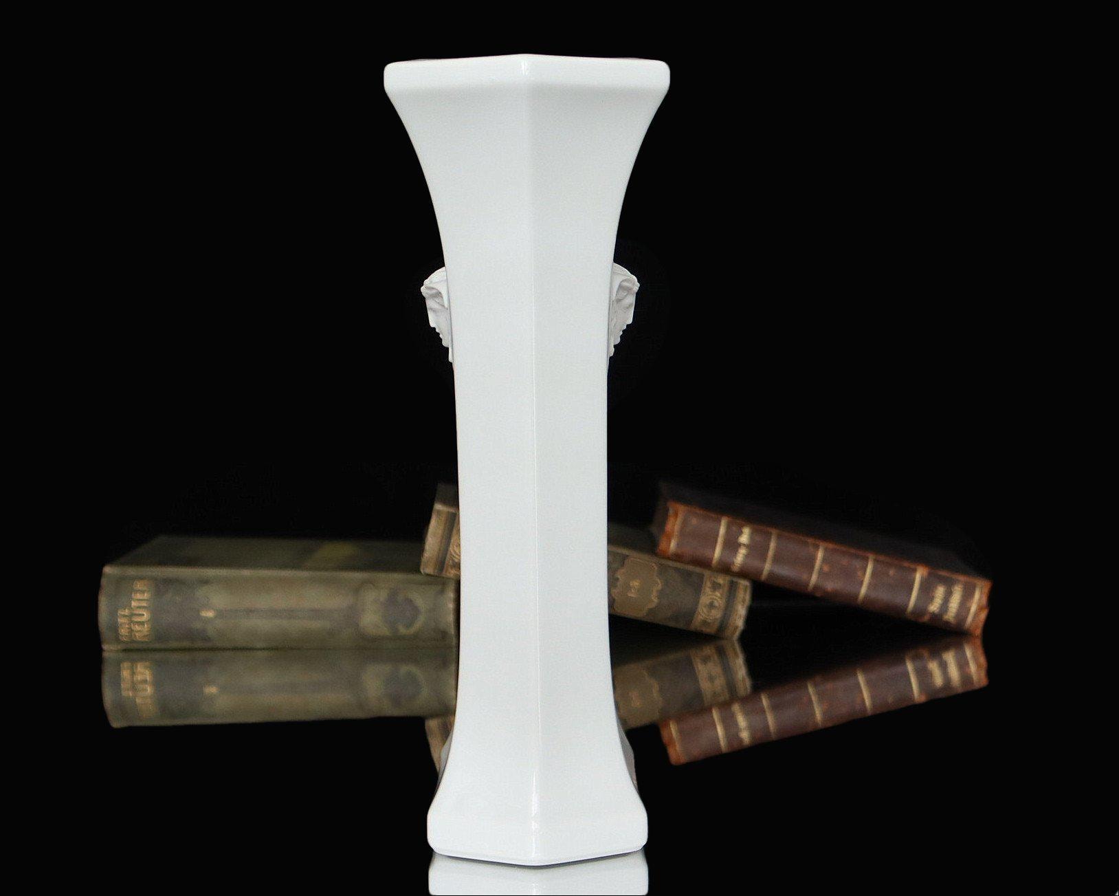 ローゼンタール ヴェルサーチ 磁器製花瓶（ホワイト、ゴルゴナライン