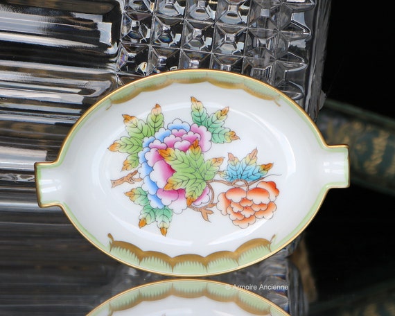 herend hvngary HANDPAINTED 楕円形の花模様皿 ヘレンド 磁器灰皿